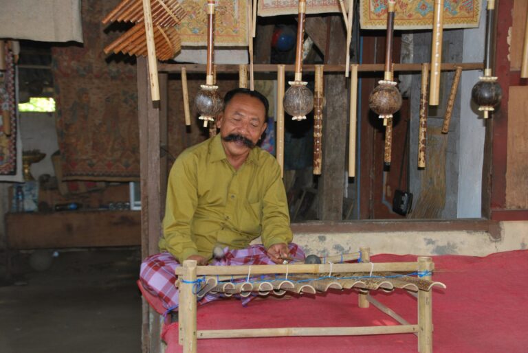 Indonesia — Traditional Craftsman, Bali