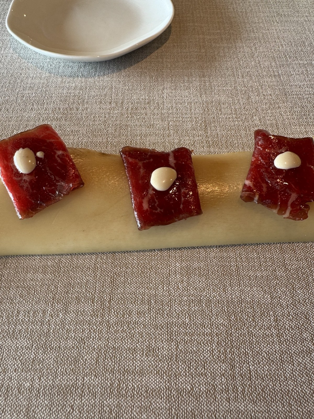 Cecina curada de vaca con crema y micros
