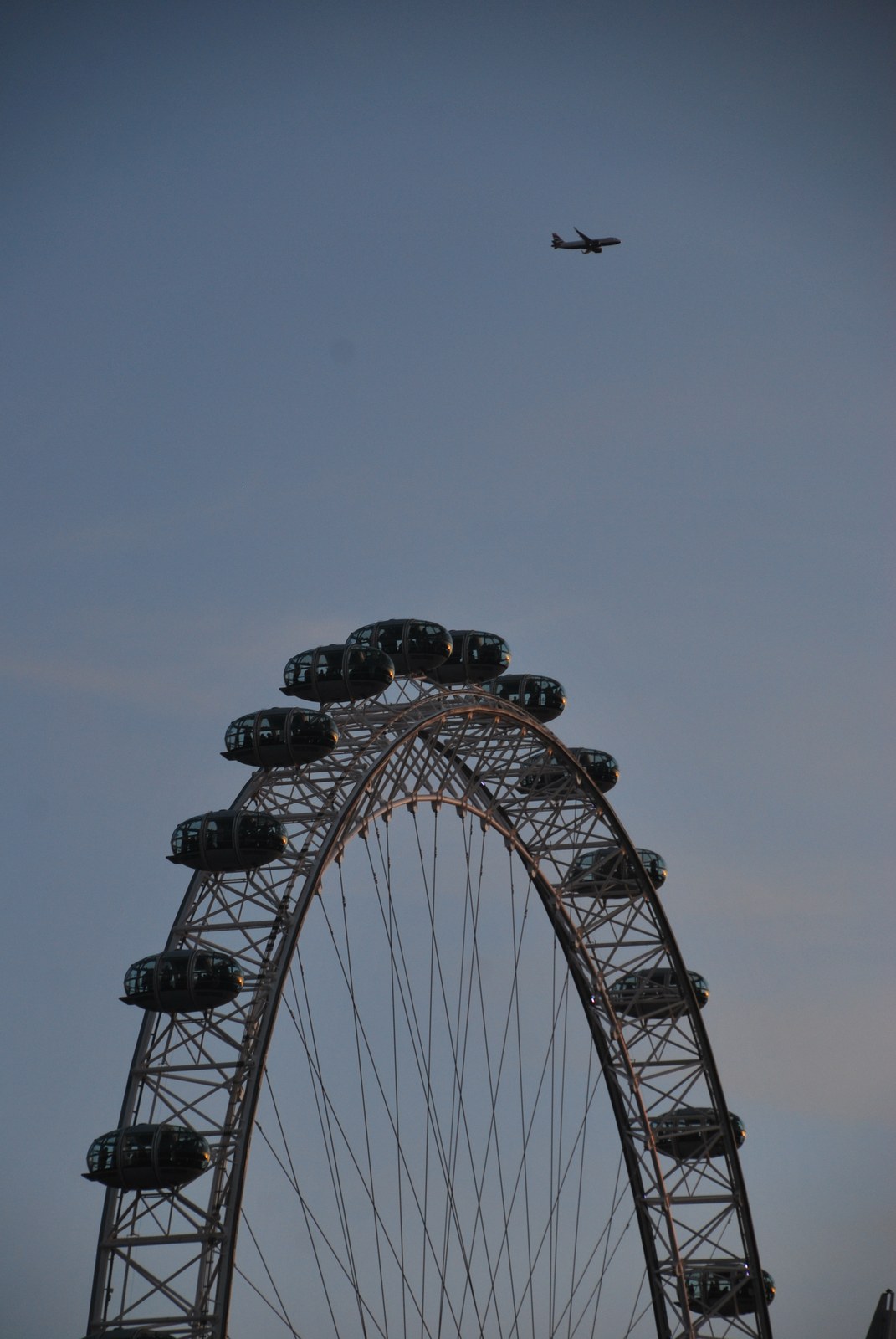 London Eye sobre el Támesis