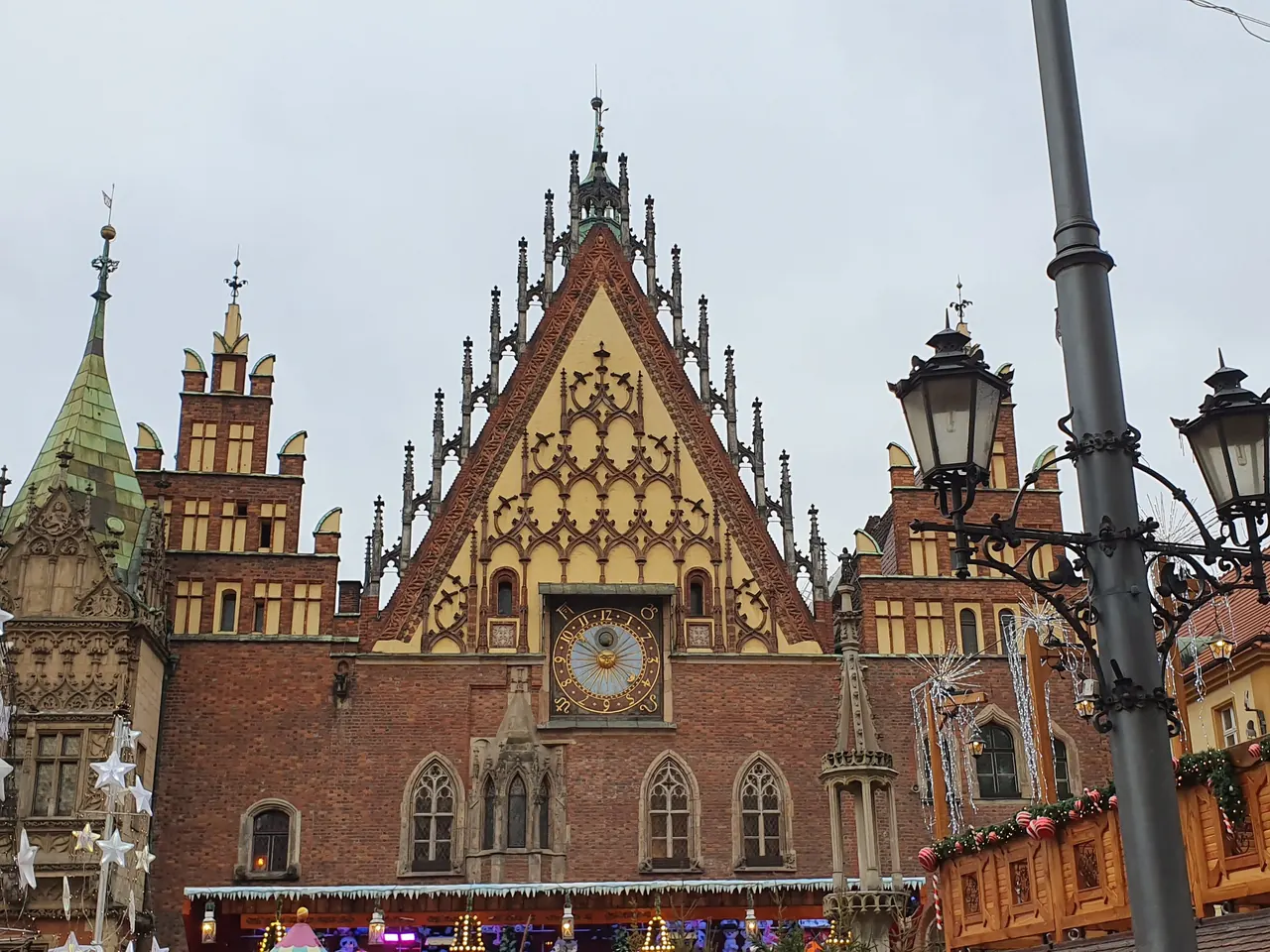 wroclaw-rynek-ayuntamiento-mercado-1280w